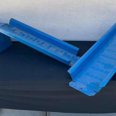 Bk148 vintage four piece car ramp