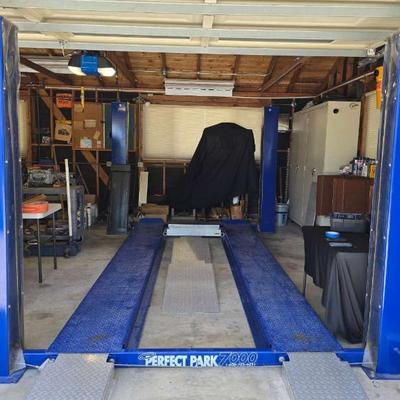 Bk133v lifts unlimited perfect park 7000 car lift