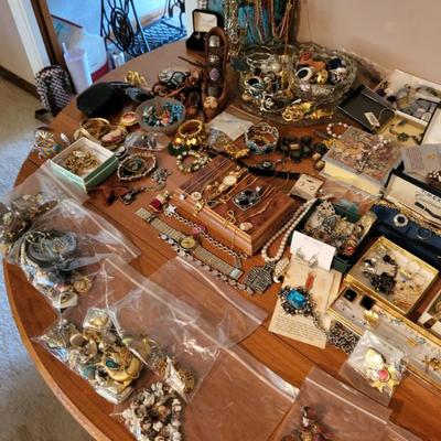 Sale Photo Thumbnail #116