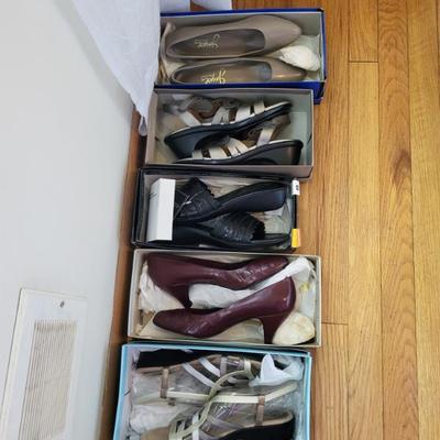 Sale Photo Thumbnail #130