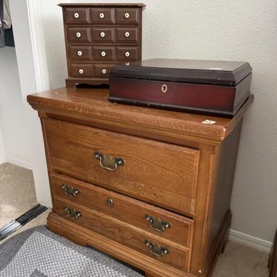 Sale Photo Thumbnail #145