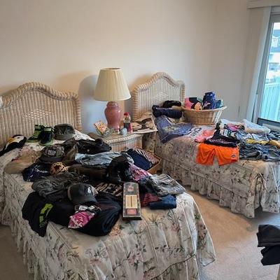 Sale Photo Thumbnail #75
