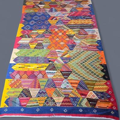 Handwoven Moroccan Kilim Rug - 5'1"x8'4"
