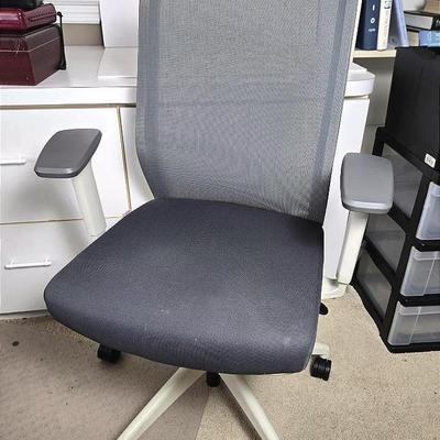 Cherryman Desk Chair 28x25x40” - 1 Of 2