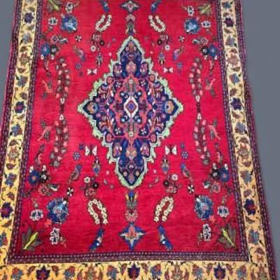 Handwoven  Persian Style Wool Rug - 4'10"x6'9"