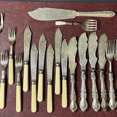 Vintage Silver Plate Fish Forks, Knives & Servers