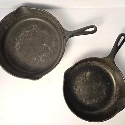 Vintage Wagner Ware Cast Iron Skillet 11” & Unbranded 9” Skillet