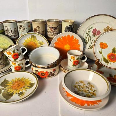 1970s Dinnerware & More: Mikasa Stoneware, Moneta & Capri Saucepans, Plus