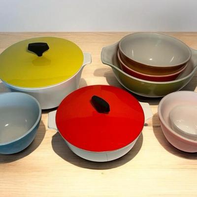 Vintage Pyrex Bowls & Corning Ware Buffet Servers
