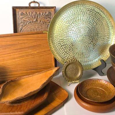 Wood & Metal Trays & Bowls Including Vintage Teak & Mango 