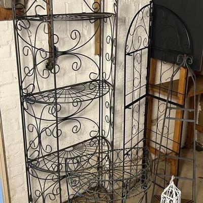 Wire Plant Rack 20x10x64”, Trellises & More