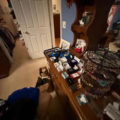 Sale Photo Thumbnail #20