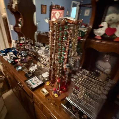 Sale Photo Thumbnail #19
