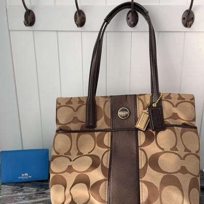 Coach Purse & Wallet