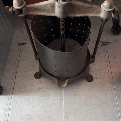 Cast Iron Apple Press