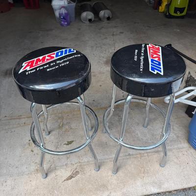 2 Bar Stools