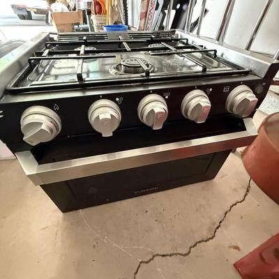 Stove & Oven For A Camper