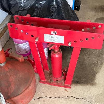 Big Red 12 Ton Hydraulic Pipe Bender