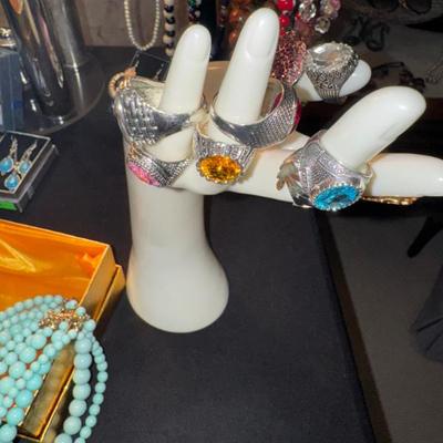 Sale Photo Thumbnail #358