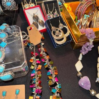 Sale Photo Thumbnail #362