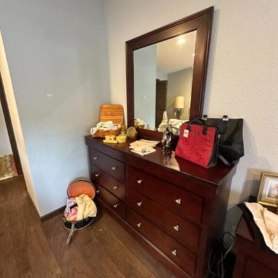 Sale Photo Thumbnail #234