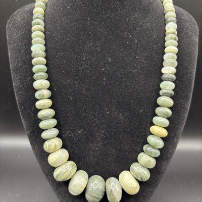Vintage Jay King Silver Necklace Featuring Graduated Chrysoprase Beads