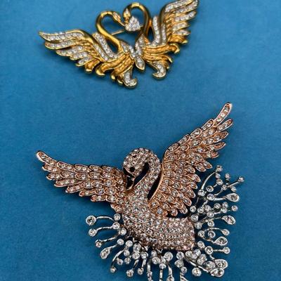 Vintage Nolan Miller Brooches Swans With One Signed 