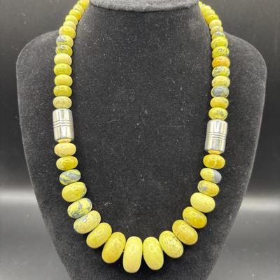 Vintage Jay King Silver And Graduated Green Jasper