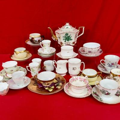 Tea Cup & Saucer China Sets! 