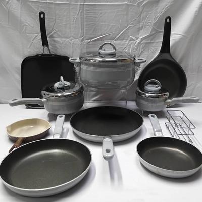 Mixed Kitchen Cookware Collection W/ Gray Signature Pots & Pans
