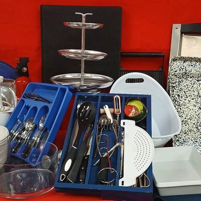 Kitchen Serving & Baking Items