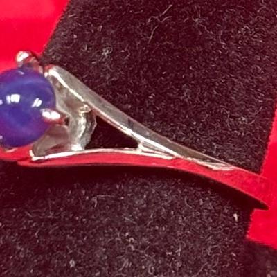 Vintage 10K White Gold Ring (2g)