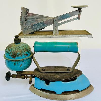 Vintage Coleman Steam Iron & ACME Egg Grading Scale