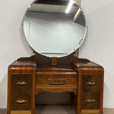 1920s-1930s Art Deco Waterfall Vanity