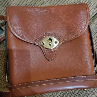 Dooney & Bourke Handbag all Leather 