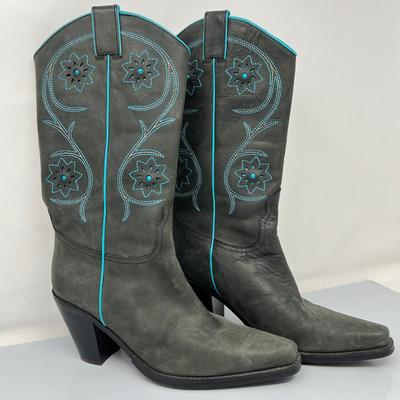Stylish Gray Leather Cowboy Boots with Floral Embroidery and Turquoise Accents, Size 7 1/2- Franco Sarto