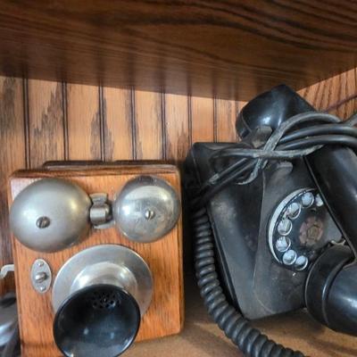 Sale Photo Thumbnail #12: Vintage phone