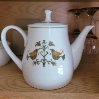 Sale Photo Thumbnail #4: Noritake tea pot