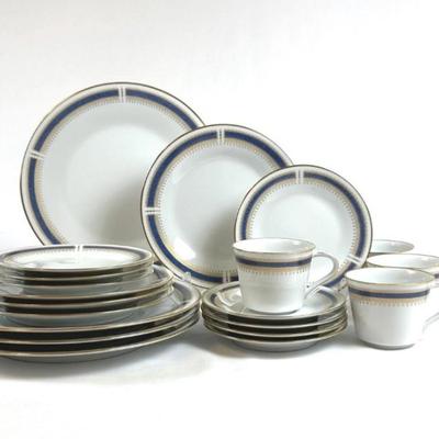 Vintage Noritake Blue Dawn Coupe Dinnerware Set - 5 Piece Place Setting - Blue & Gold