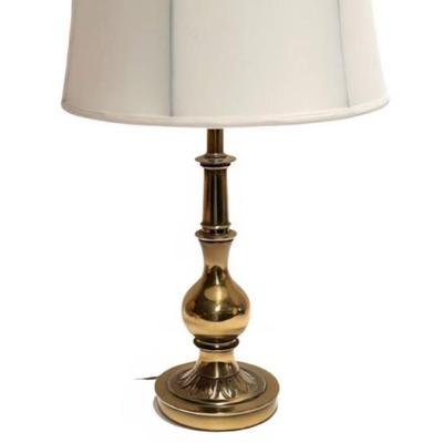 Sale Photo Thumbnail #59: Vintage Brass Hollywood Regency Stiffel Table Lamp with Shade (works!)