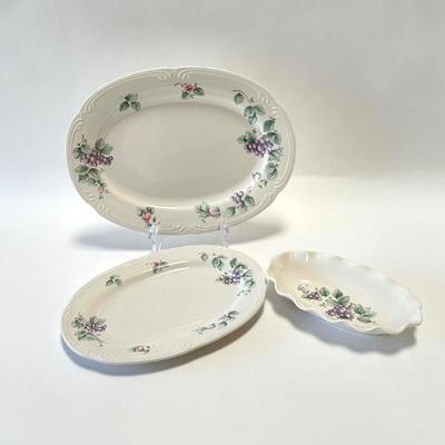 Sale Photo Thumbnail #30: Vintage Pfaltzgraff "Grapevine" Serving Pieces (3pc Set)