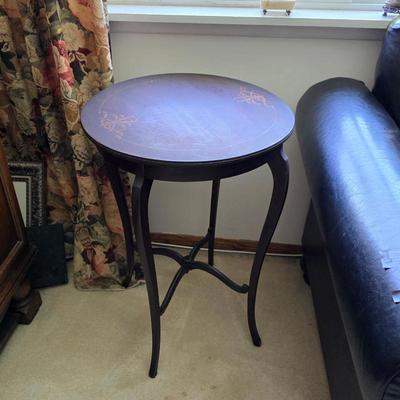 Antique accent table