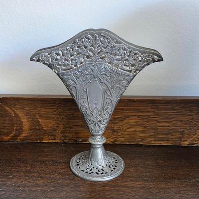 Godinger vintage flat fan vase
