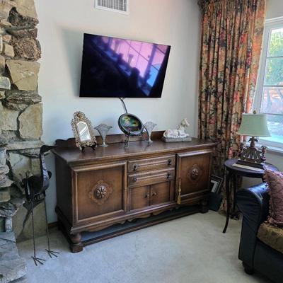 Vintage sideboard buffet, LG 4K OLED TV