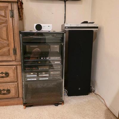 Sale Photo Thumbnail #127: Vintage GE rack audio system