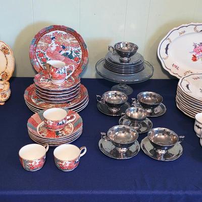 Japanese Imari peacock dinnerware