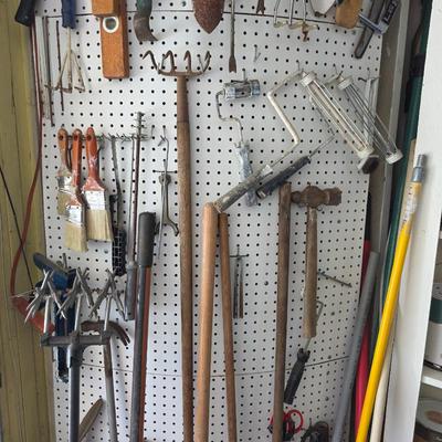 Tools, yard working tools