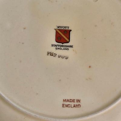 Myott Staffordshire England dinnerware 