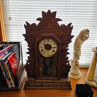 Wm Gilbert antique clock