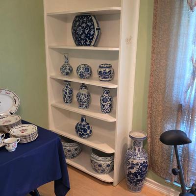 Chinese Qinghua pottery and vases
